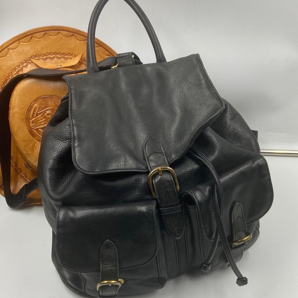 Boulder Ridge Smooth Leather Backpack - Picture 1 of 11